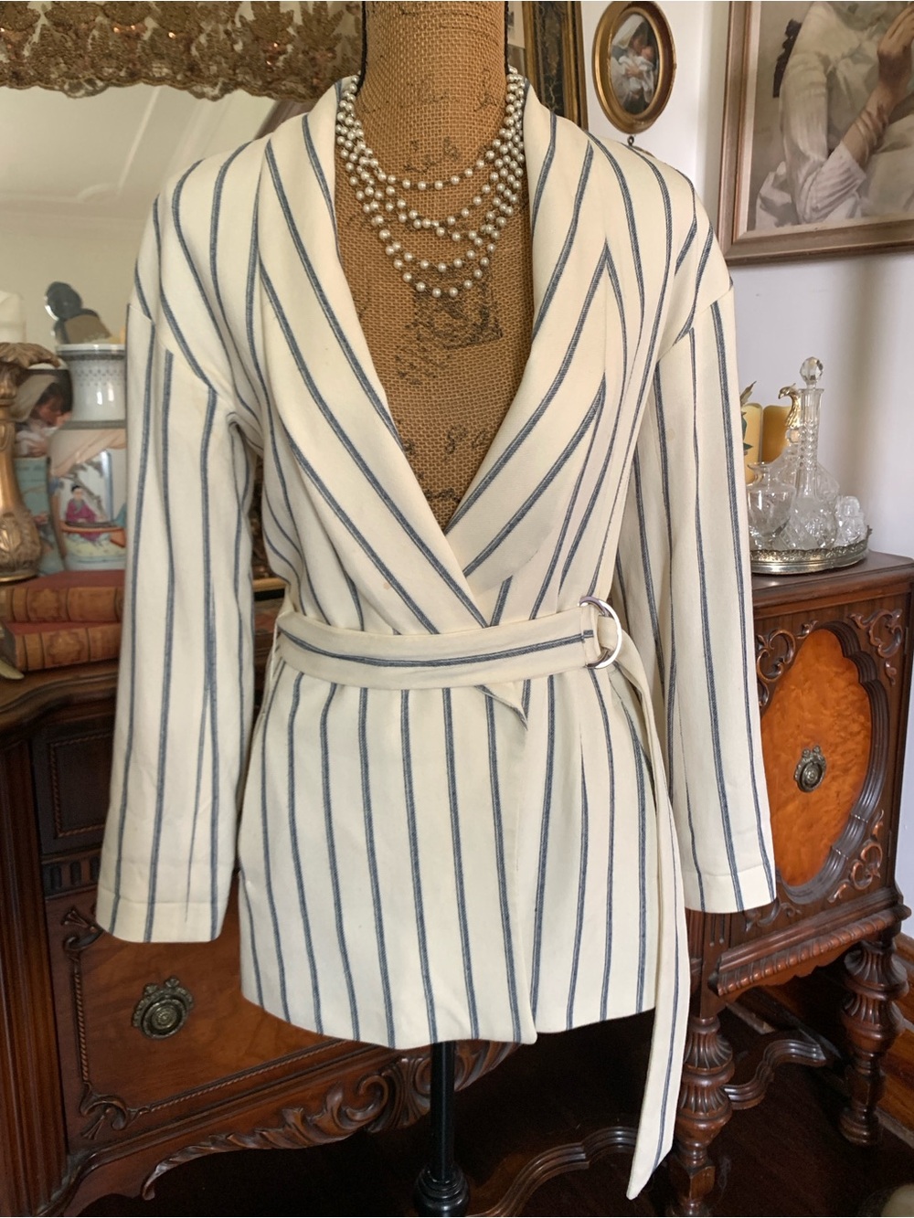 Vintage Boho Preppy Nautical Classic Ivory & Navy Pin-Striped Blazer Jacket